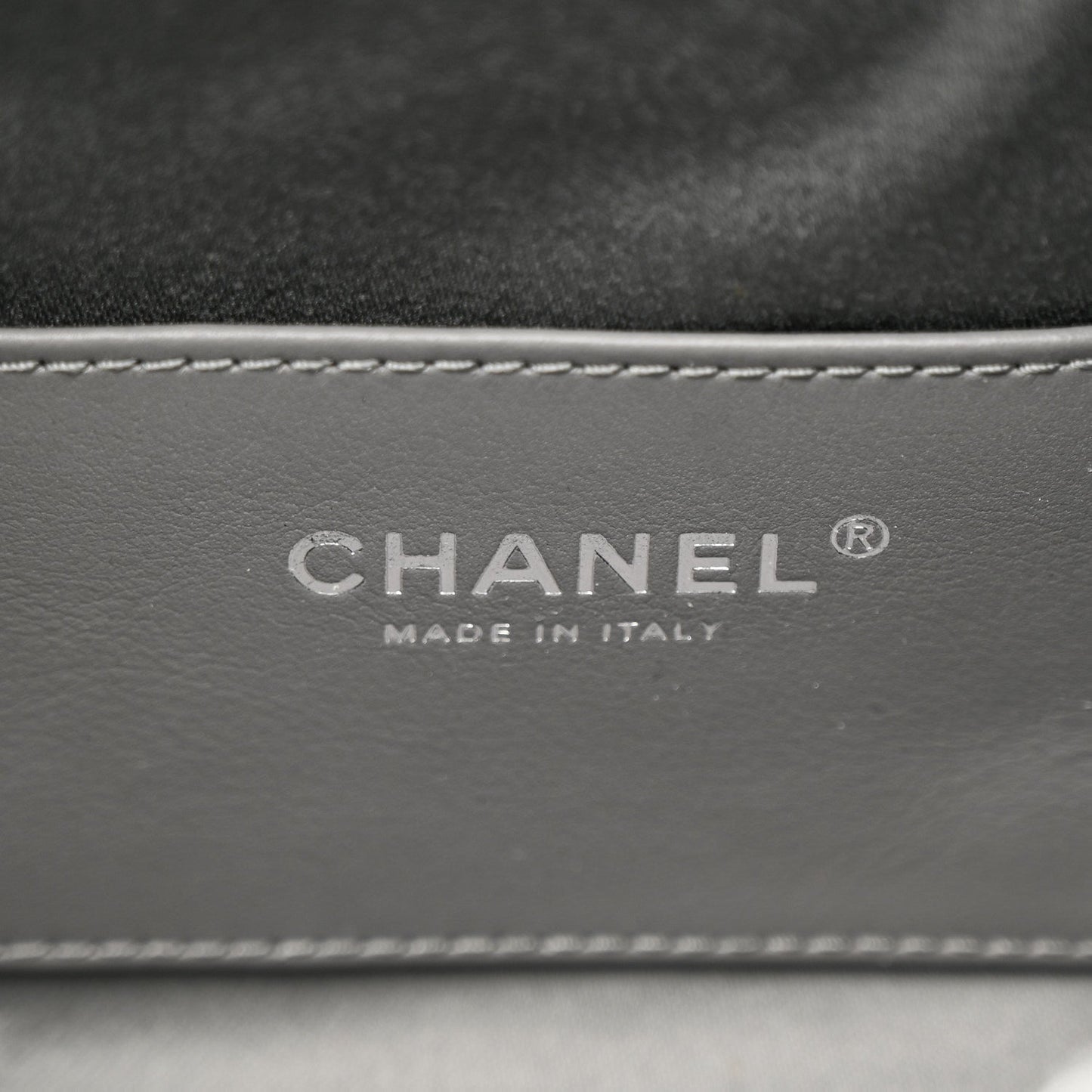 Metallic Caviar Quilted Mini Chanel 25 Handbag Anthracite