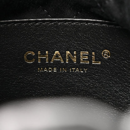 Shiny Calfskin Quilted Mini Chanel 22 Black