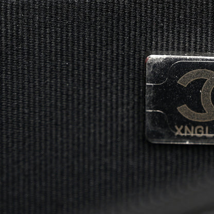 Caviar Quilted Chanel 19 Wallet On Chain WOC Black White