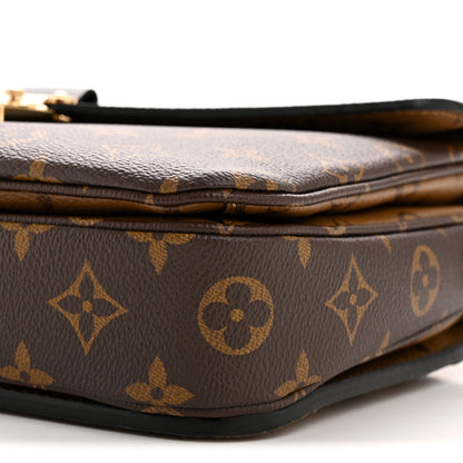 Reverse Monogram Pochette Metis