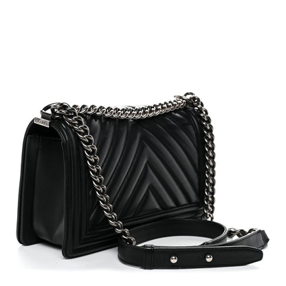 Lambskin Chevron Quilted Medium Boy Flap Black