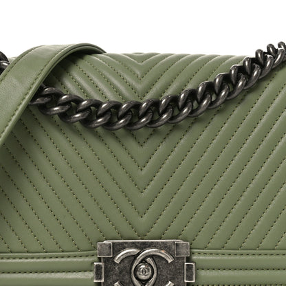 Calfskin Chevron Quilted Medium Boy Flap Green