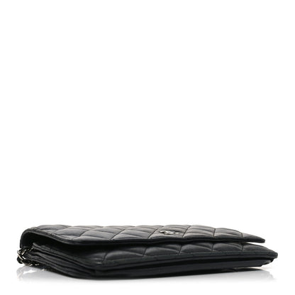 Lambskin Quilted Wallet On Chain WOC Black